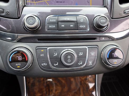 Used 2014 Chevrolet Impala LT image 48