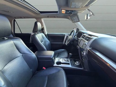 Used 2014 Toyota 4Runner Limited image 29