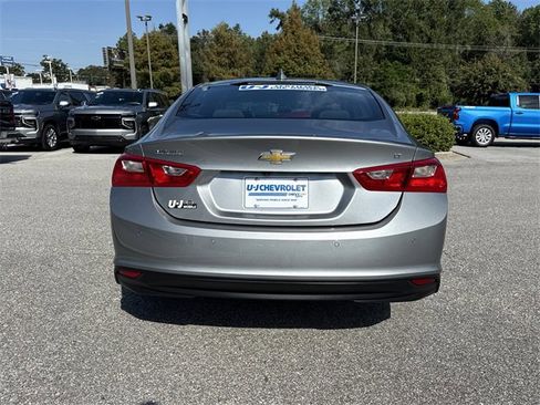 Used 2024 Chevrolet Malibu LT image 4
