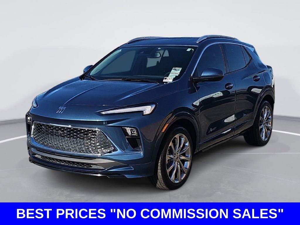 Used 2024 Buick Encore GX Avenir w/ Avenir Convenience Package FWD image 7