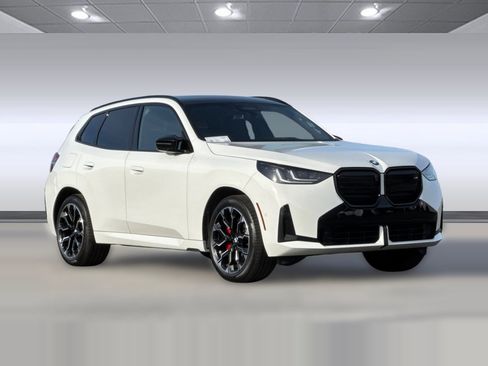 Used 2025 BMW X3 M50 w/ Premium Package image 6