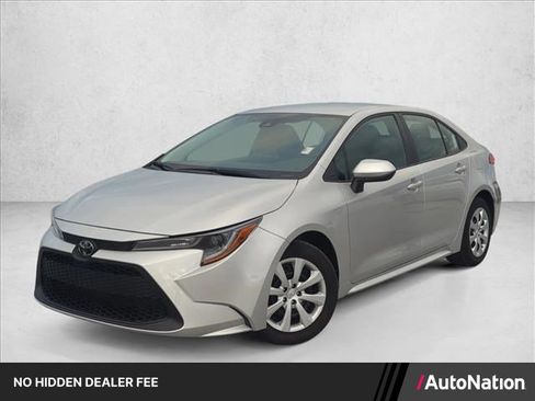 Used 2022 Toyota Corolla LE FWD image 1