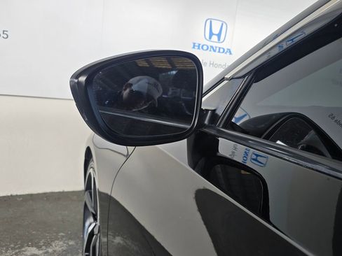 Used 2018 Honda Accord Sport image 39