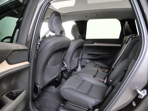 Used 2025 Volvo EX90 Plus AWD/4WD image 15