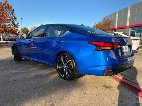 Used 2025 Nissan Altima 2.5 SR image 8