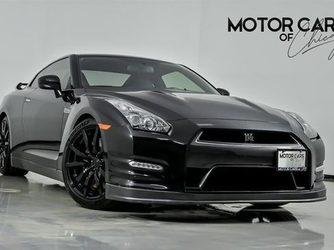 Used 2013 Nissan GT-R Premium AWD/4WD image 1