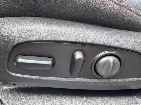 Used 2019 Chevrolet Blazer RS image 41