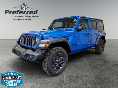 Used 2025 Jeep Wrangler Unlimited Sport AWD/4WD image 2