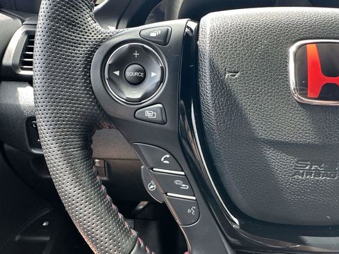 Used 2023 Honda Ridgeline Black Edition image 12