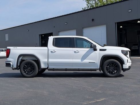 Used 2024 GMC Sierra 1500 Elevation AWD/4WD image 8