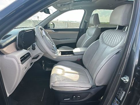 Used 2024 Hyundai Palisade Limited image 4
