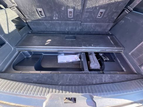 Used 2024 Ford Expedition Max XLT image 26