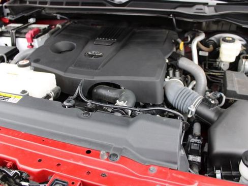 Used 2024 Toyota Tundra Platinum image 28