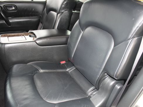 Used 2017 INFINITI QX80 4WD w/ Driver Assistance Package image 13