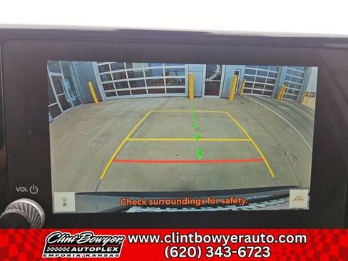 Used 2025 Toyota RAV4 XLE Premium image 19