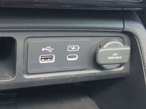 Used 2024 Honda Pilot TrailSport image 22