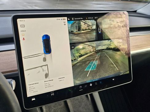 Used 2023 Tesla Model Y Long Range image 39