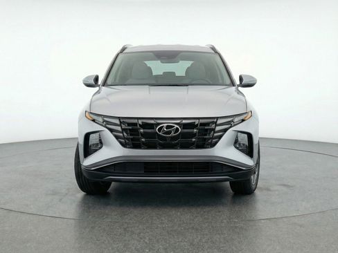 Used 2025 Hyundai Tucson SEL image 2