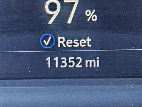 Certified 2025 Cadillac XT6 Premium Luxury image 30