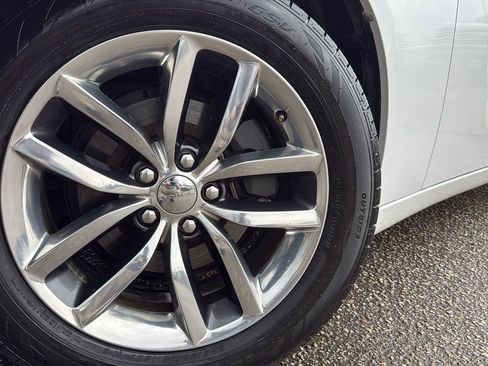 Used 2015 Dodge Charger SXT w/ Plus Group image 8