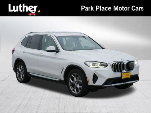Used 2022 BMW X3 xDrive30i w/ Premium Package image 1