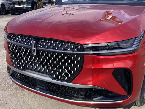 New 2026 Lincoln Nautilus Reserve image 10