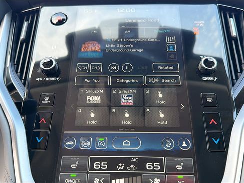 Certified 2025 Subaru Outback Premium image 32