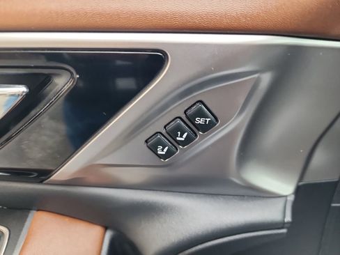 Used 2020 Subaru Outback Touring XT image 13