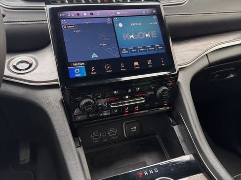 Certified 2024 Jeep Grand Cherokee L Limited w/ Luxury Tech Group II image 15