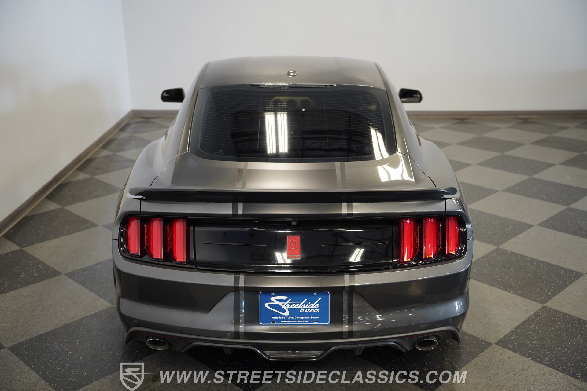 Used 2016 Ford Mustang GT Premium RWD image 29