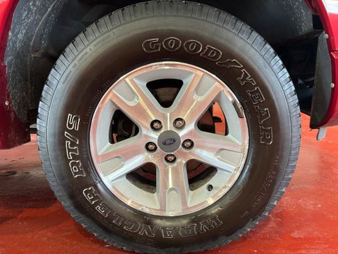 Used 2005 Ford Explorer Sport Trac XLT image 36