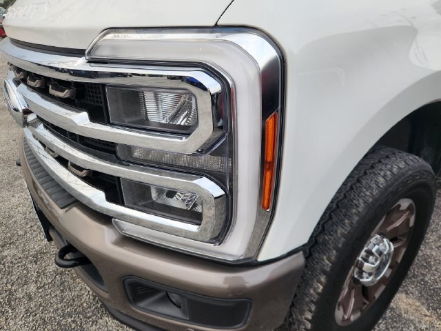 Used 2023 Ford F250 King Ranch AWD/4WD image 5