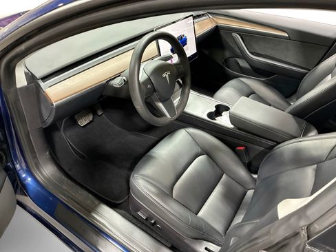 Certified 2022 Tesla Model 3 Long Range AWD/4WD image 9