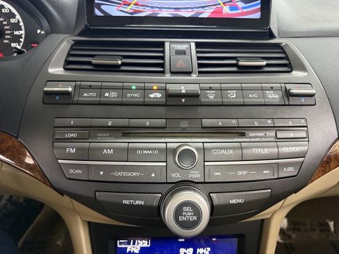 Used 2011 Honda Accord EX-L image 28