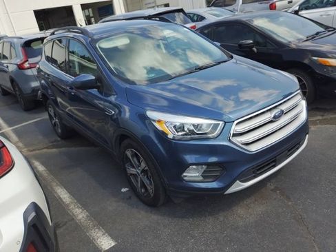 Used 2018 Ford Escape SEL w/ Ford Safe & Smart Package AWD/4WD image 2