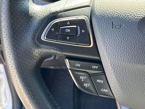 Used 2017 Ford Focus ST image 24