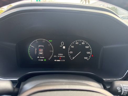 Certified 2025 Honda CR-V Sport image 32