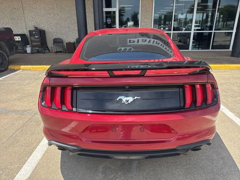 Used 2020 Ford Mustang Coupe w/ Equipment Group 101A RWD image 4
