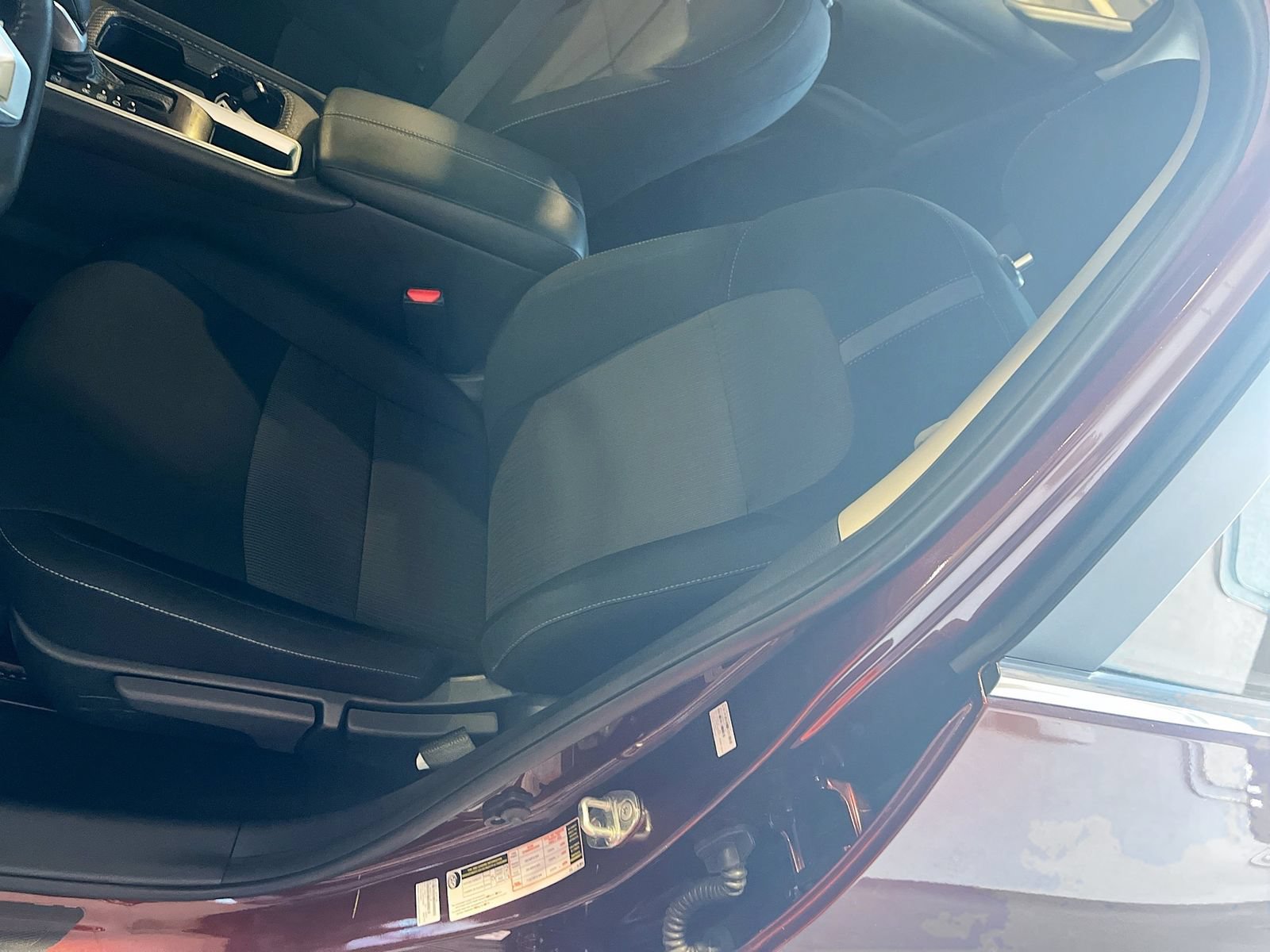 Used 2025 Nissan Sentra SV w/ All-Weather Package FWD image 18