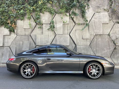 Used 2002 Porsche 911 Carrera 4S AWD/4WD image 1