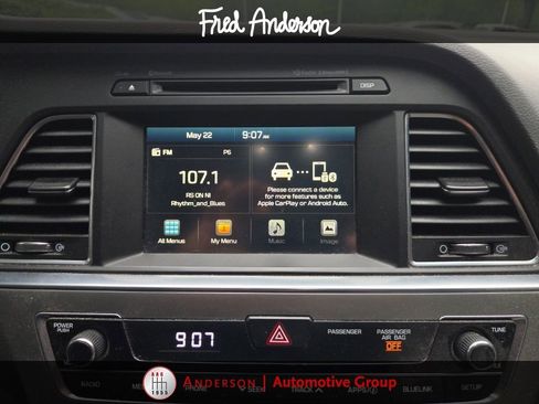 Used 2016 Hyundai Sonata Sport w/ Option Group 1V FWD image 4