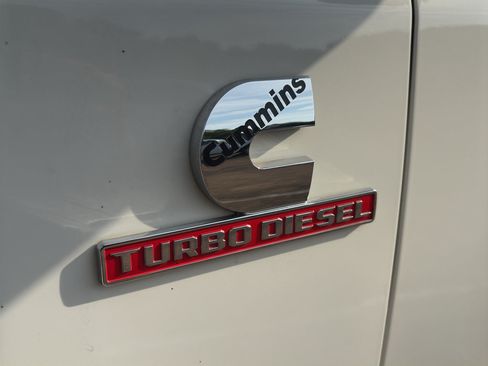 Used 2022 RAM 3500 Limited AWD/4WD image 26