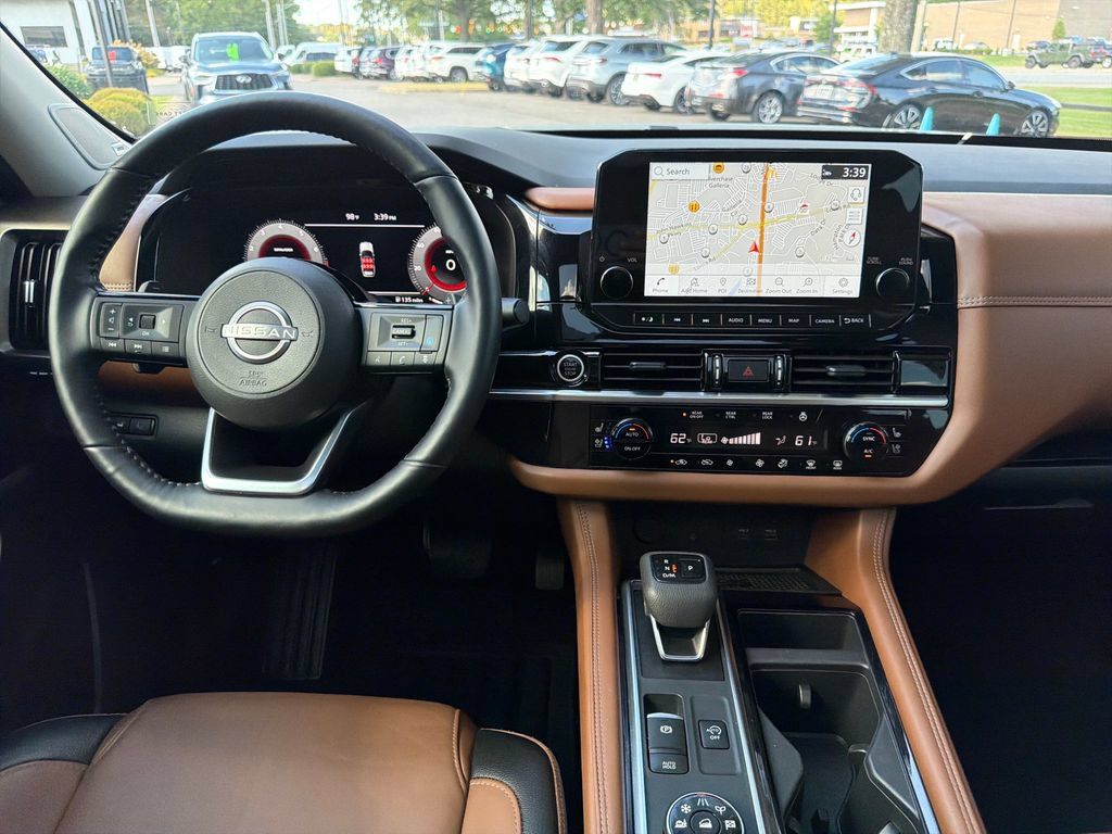 Used 2023 Nissan Pathfinder Platinum w/ Cargo Package AWD/4WD image 19