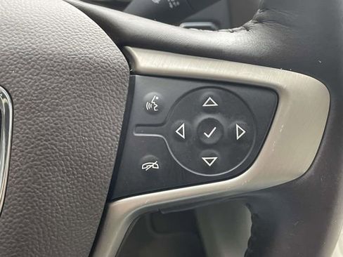 Used 2017 GMC Acadia Denali w/ Technology Package image 23