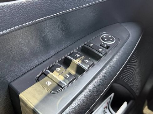 Used 2019 Kia Forte EX FWD image 19