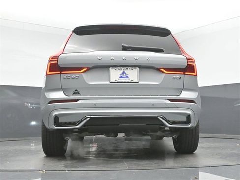 New 2026 Volvo XC60 B5 Plus w/ Protection Package Premier image 43
