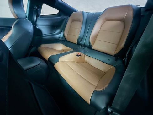 Used 2019 Ford Mustang Premium RWD image 27