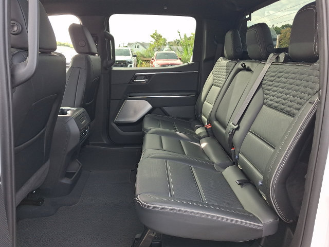 Used 2025 GMC Sierra EV Denali AWD/4WD image 20
