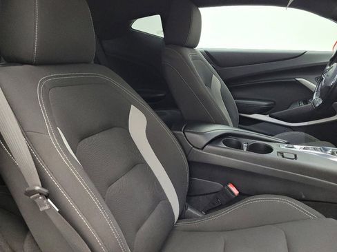 Used 2019 Chevrolet Camaro LT image 21