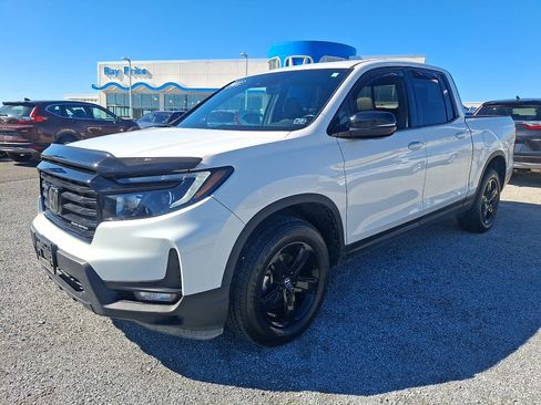 Certified 2023 Honda Ridgeline Black Edition image 3